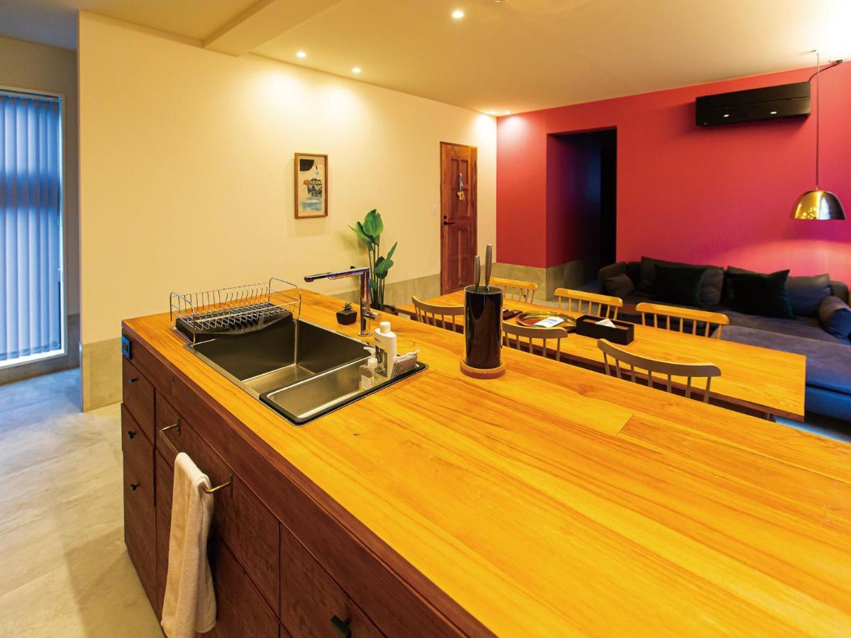 Chulax Okinawa Yomitan【Designer Condominium Hotel】 المظهر الخارجي الصورة